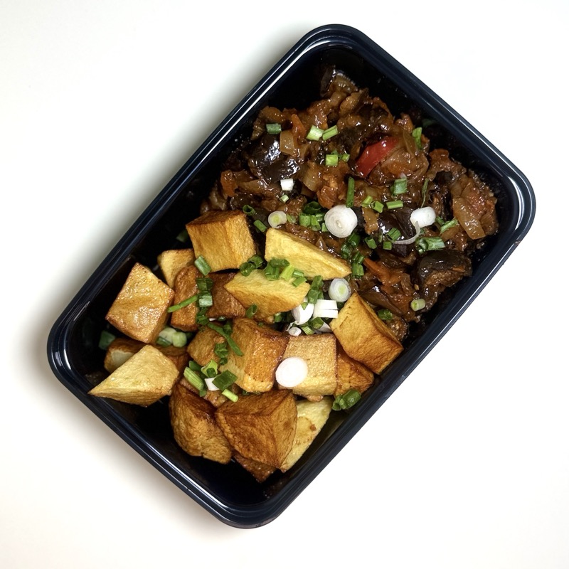 Ajapsandali potatoes